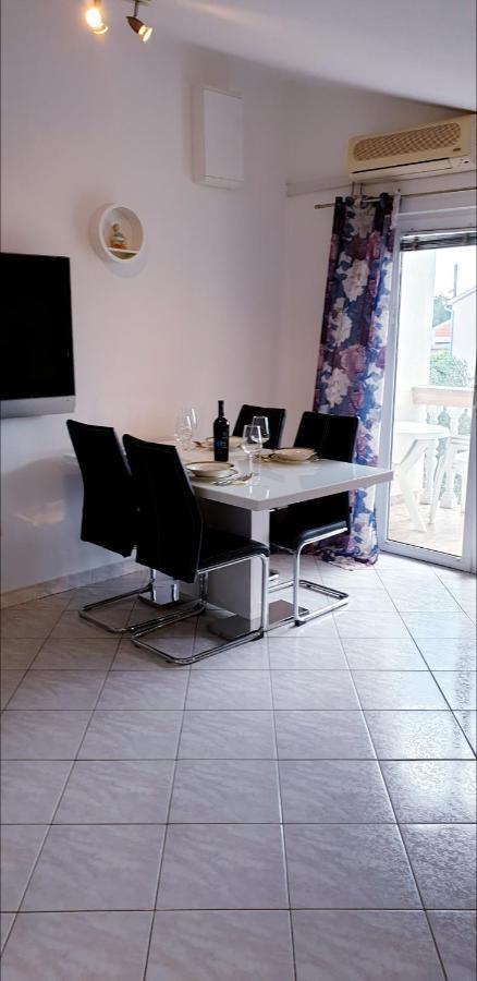 Apartment Antonio Biograd Na Moru Ngoại thất bức ảnh