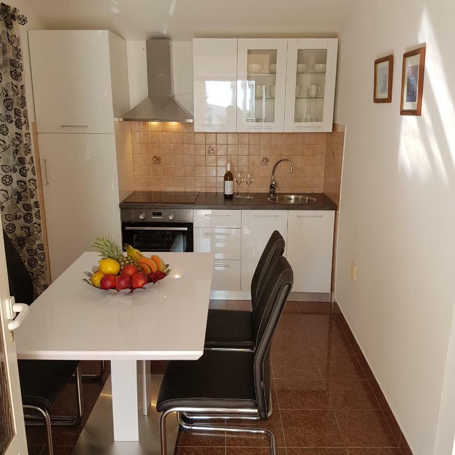 Apartment Antonio Biograd Na Moru Ngoại thất bức ảnh