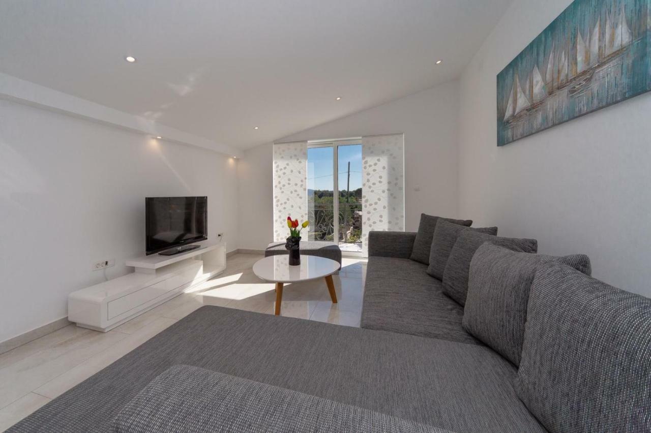 Apartment Antonio Biograd Na Moru Ngoại thất bức ảnh