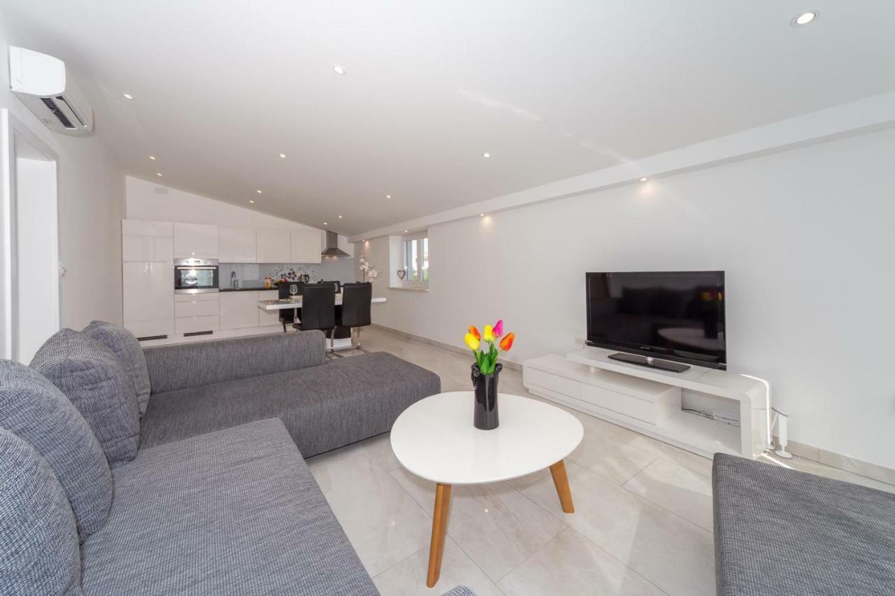 Apartment Antonio Biograd Na Moru Ngoại thất bức ảnh